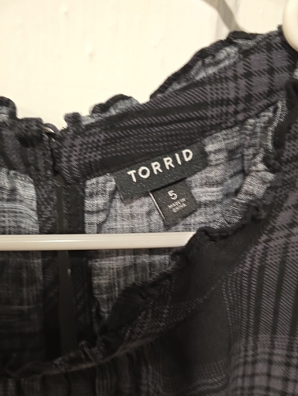 Torrid - Picture 2 of 4